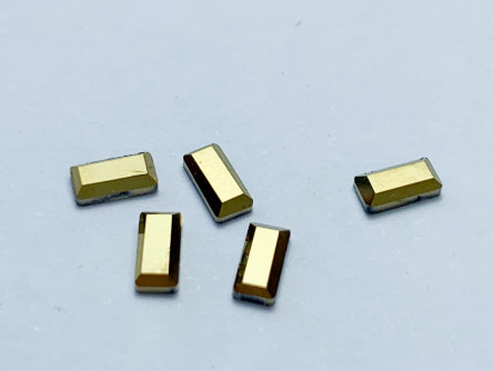 Прямоугольник Золотой Металлик 2,5*5 мм
                  